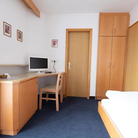 Bed and Breakfast Garni Volgger Brunico Exterior foto
